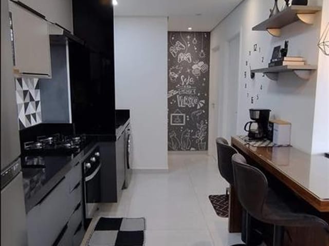 Apartamento com 40m² 2 quartos e 1 banheiro, à venda, no bairro Sítio da Figueira em São Paulo