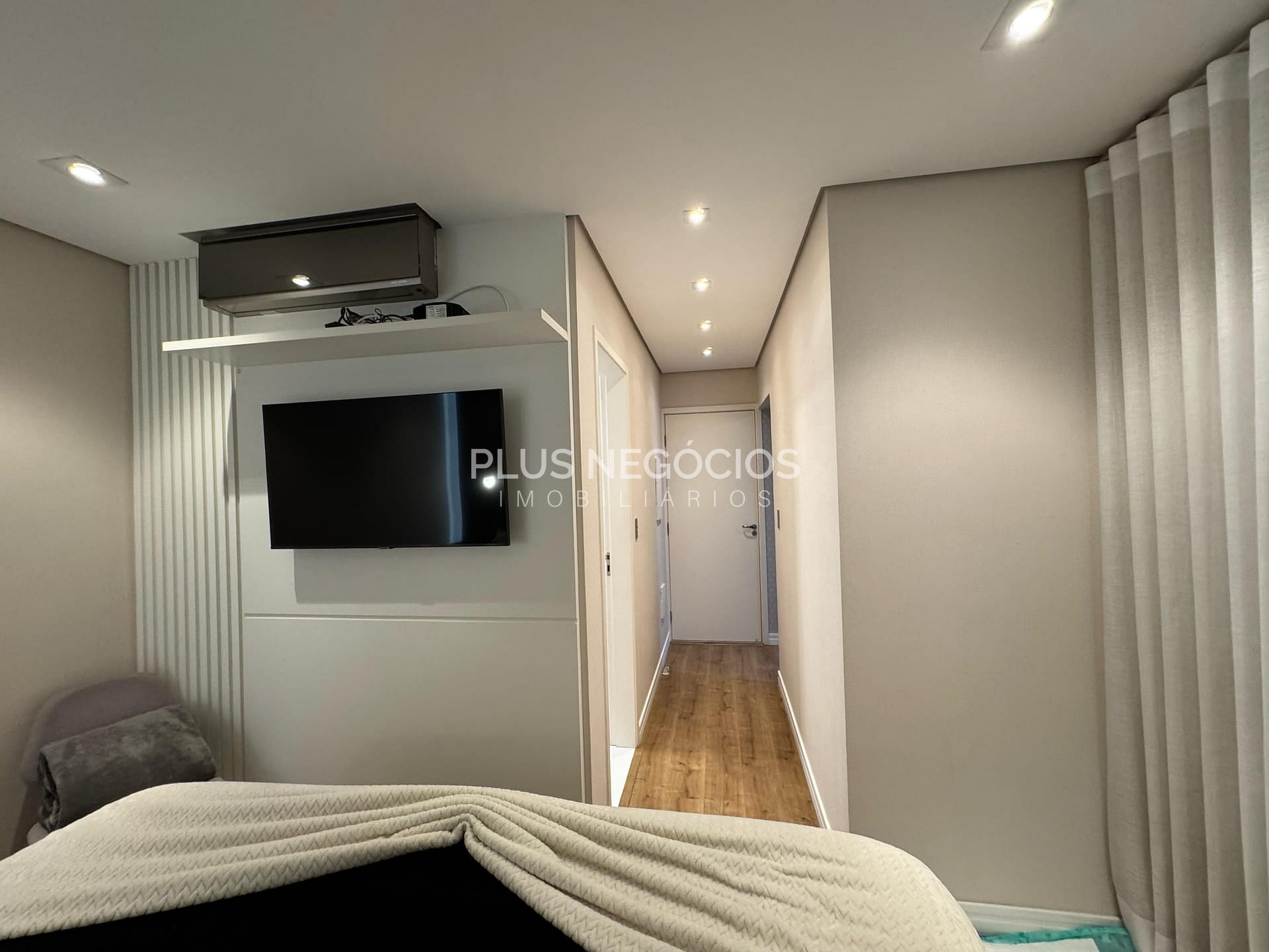 Apartamento à venda com 3 quartos, 98m² - Foto 17