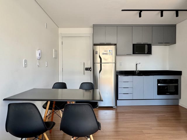 Apartamento 1 quarto e 1 banheiro, à venda, no bairro Centro em Pelotas