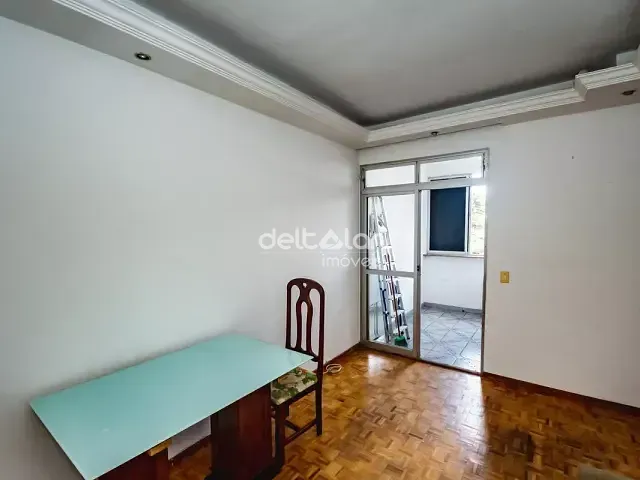 Apartamento 2 quartos e 1 banheiro, para alugar, no bairro Ouro Preto em Belo Horizonte