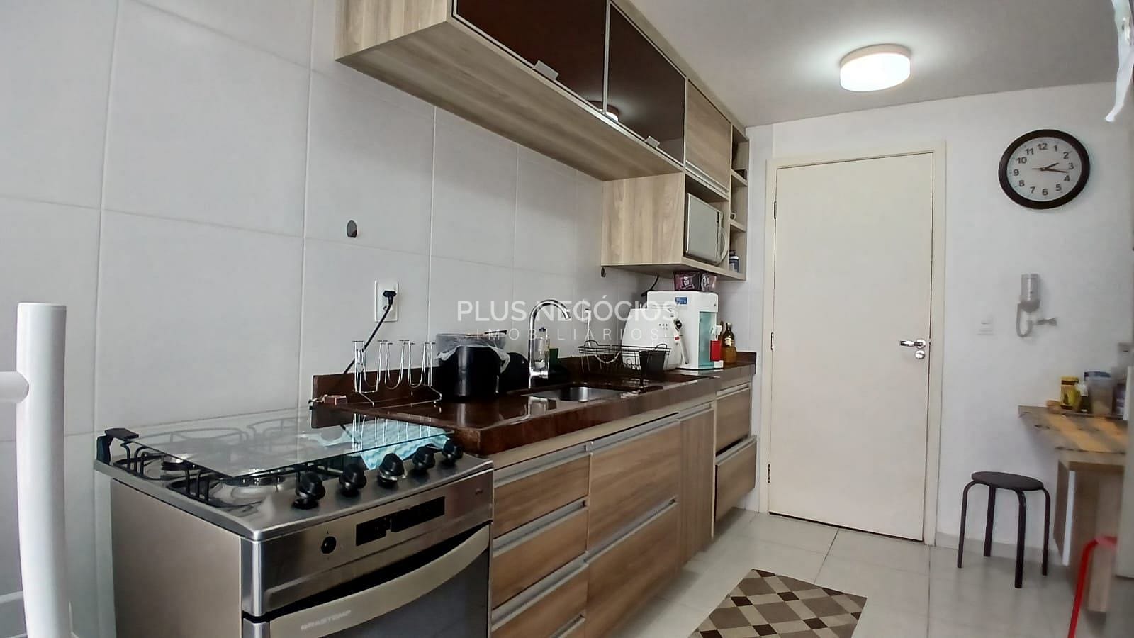 Apartamento à venda com 3 quartos, 125m² - Foto 3