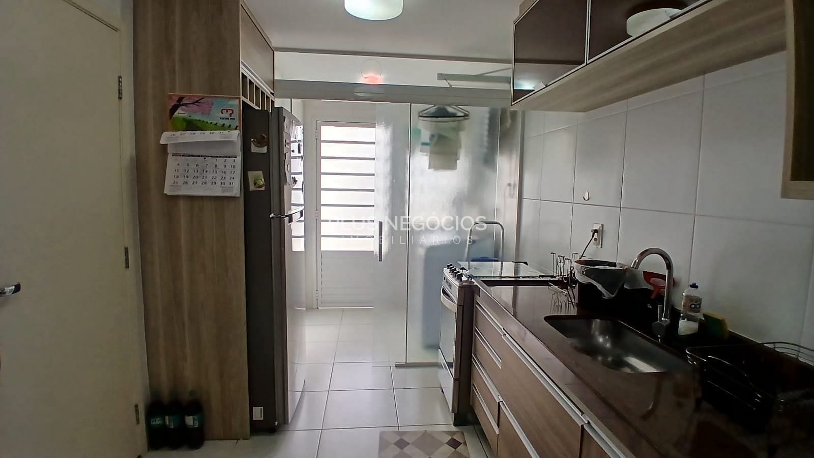 Apartamento à venda com 3 quartos, 125m² - Foto 4