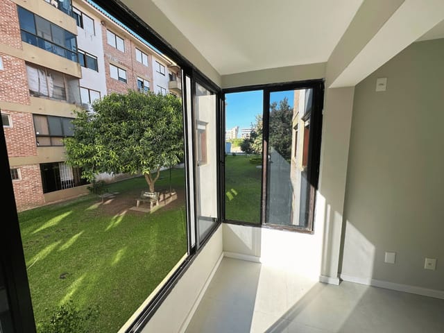 Apartamento 3 quartos e 1 banheiro, à venda, no bairro Três Vendas em Pelotas