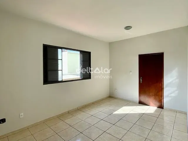 Apartamento com 90m² 3 quartos e 2 banheiros, para alugar, no bairro Paquetá em Belo Horizonte