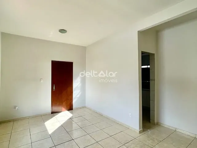 Apartamento com 90m² 3 quartos e 2 banheiros, para alugar, no bairro Paquetá em Belo Horizonte