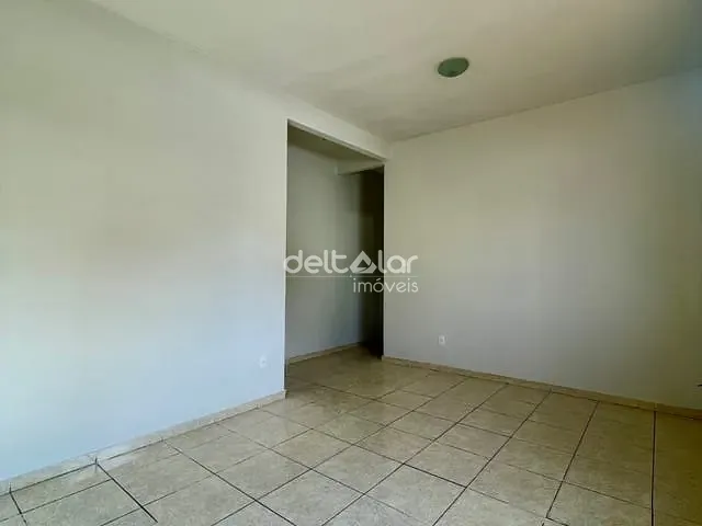 Apartamento com 90m² 3 quartos e 2 banheiros, para alugar, no bairro Paquetá em Belo Horizonte