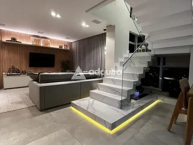 Apartamento com 286m² 4 quartos e 3 banheiros, à venda, no bairro Uvaranas em Ponta Grossa
