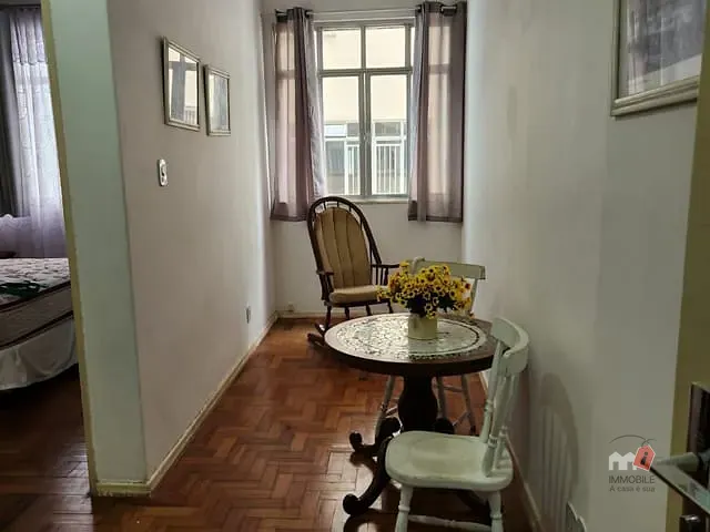 Apartamento 1 quarto e 1 banheiro, à venda, no bairro Centro em Petrópolis