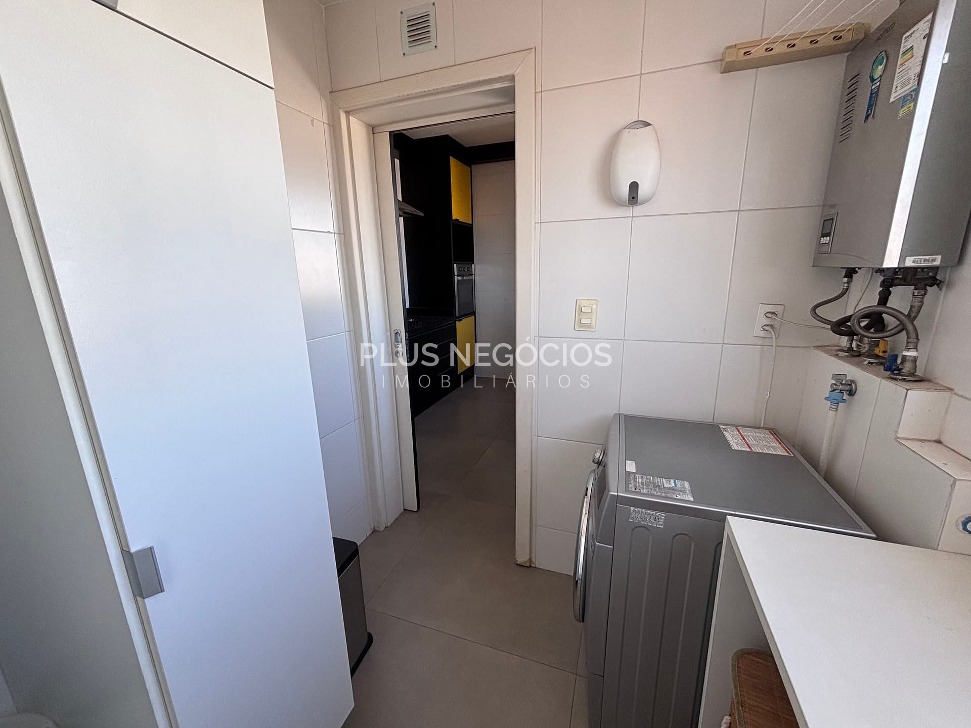 Apartamento à venda com 3 quartos, 102m² - Foto 22