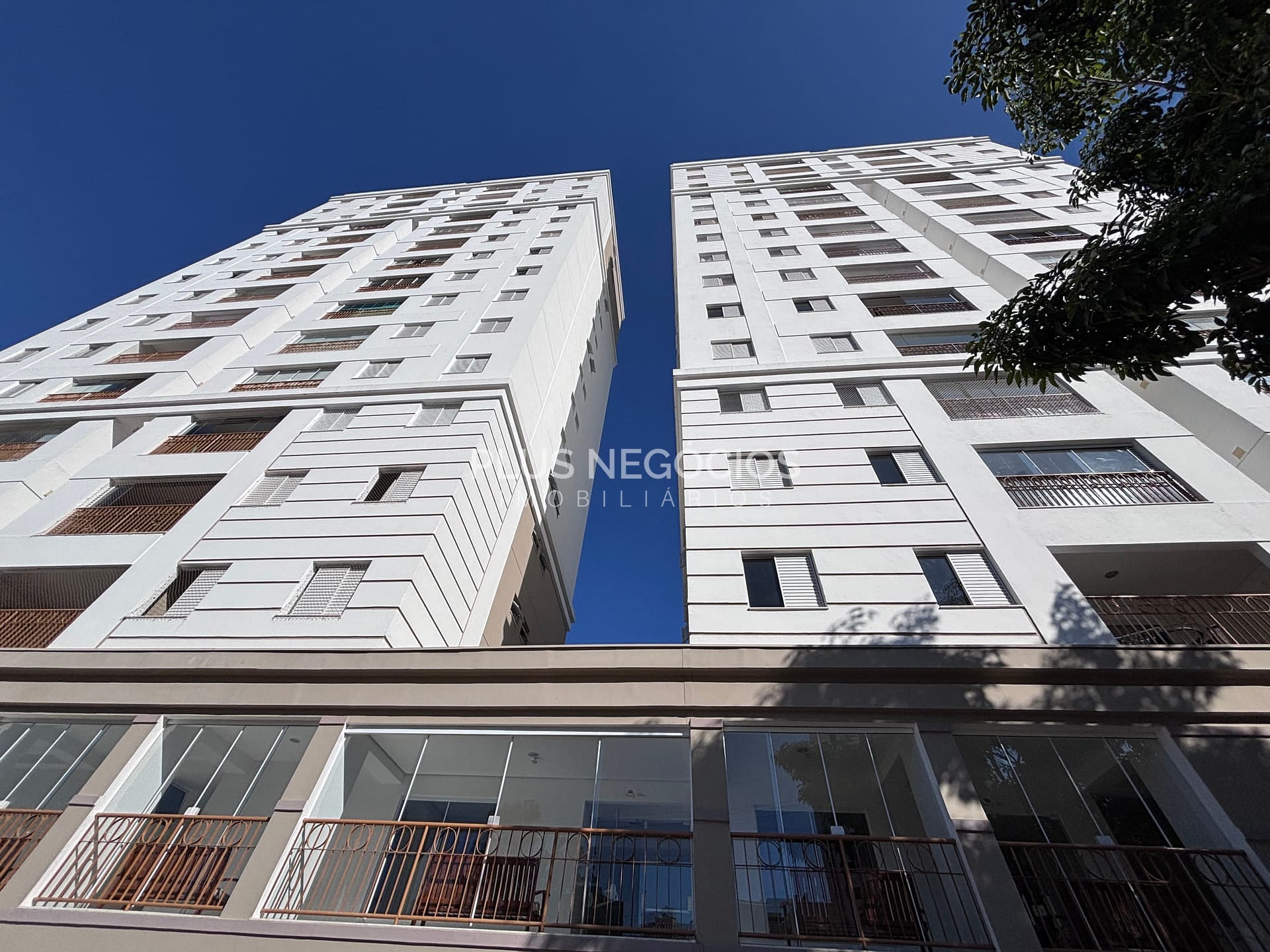 Apartamento à venda com 3 quartos, 102m² - Foto 33
