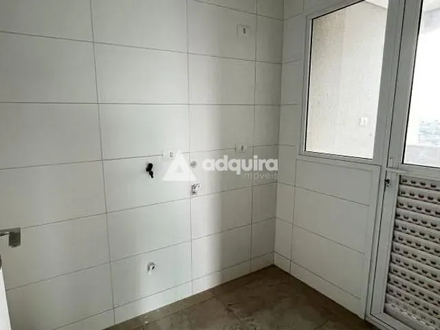 Apartamento com 181m² 3 quartos e 2 banheiros, à venda, no bairro Uvaranas em Ponta Grossa