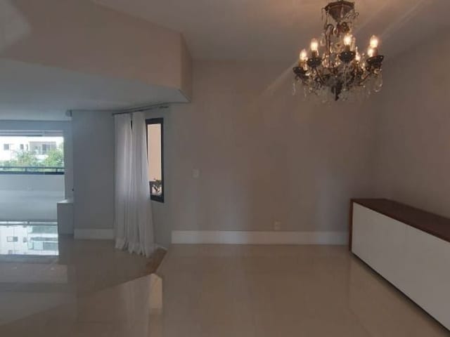 Apartamento com 240m², à venda, no bairro Campo Belo em São Paulo