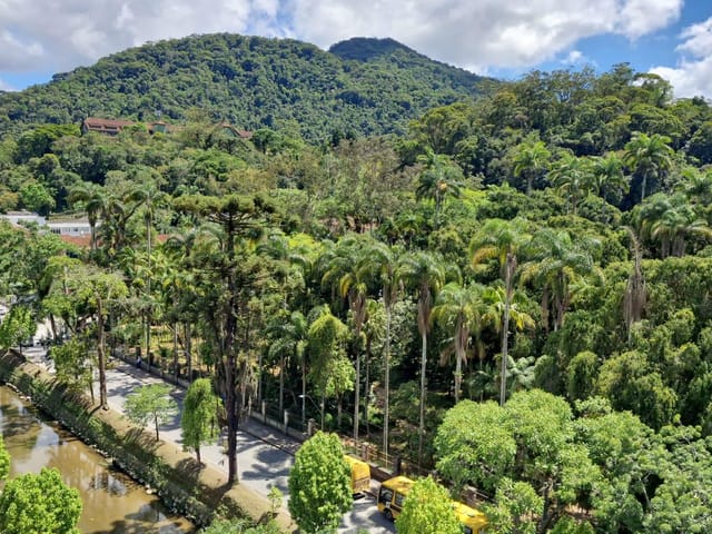 Apartamento 7 quartos e 3 banheiros, à venda, no bairro Centro em Petrópolis
