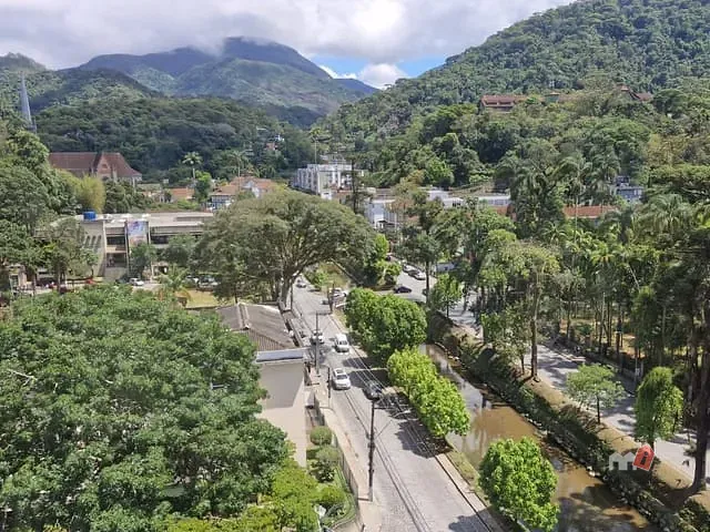 Apartamento 7 quartos e 3 banheiros, à venda, no bairro Centro em Petrópolis