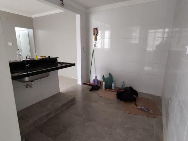 Apartamento com 70m² 2 quartos e 1 banheiro, à venda, no bairro Embaré em Santos