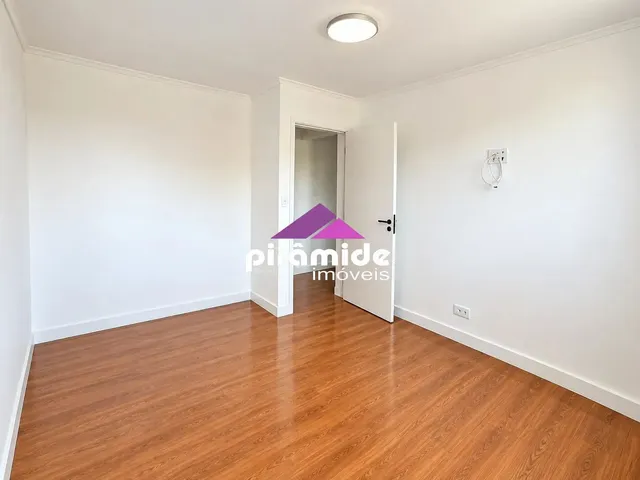 Apartamento com 10m² 3 quartos e 2 banheiros, à venda, no bairro Vila Tatetuba em São José Dos Campos
