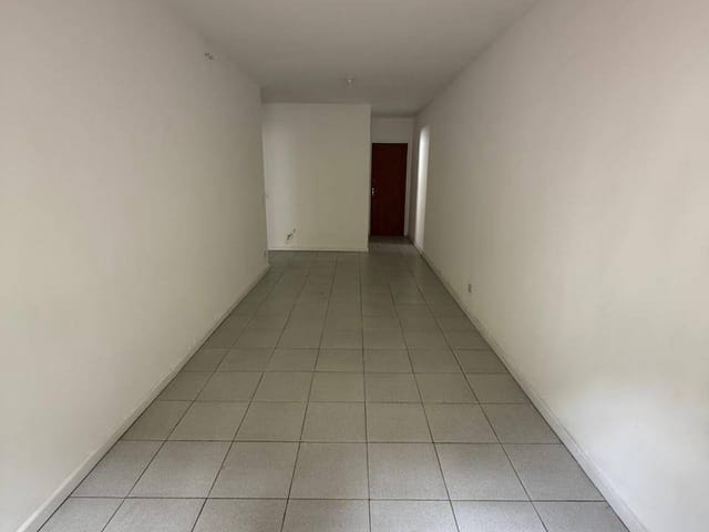 Apartamento 1 quarto e 1 banheiro, para alugar, no bairro Centro em Petrópolis