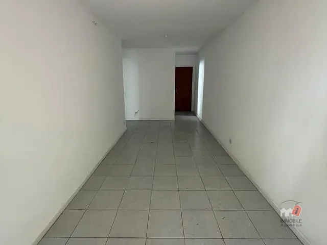 Apartamento 1 quarto e 1 banheiro, para alugar, no bairro Centro em Petrópolis