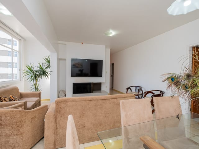 Apartamento 3 quartos e 2 banheiros, à venda, no bairro Centro em Pelotas