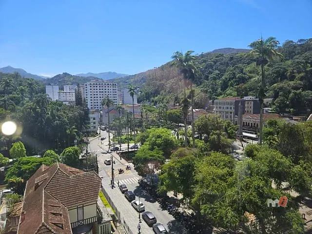 Apartamento 3 quartos e 2 banheiros, à venda, no bairro Centro em Petrópolis