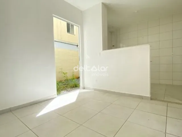 Apartamento 2 quartos e 1 banheiro, para alugar, no bairro Juliana em Belo Horizonte