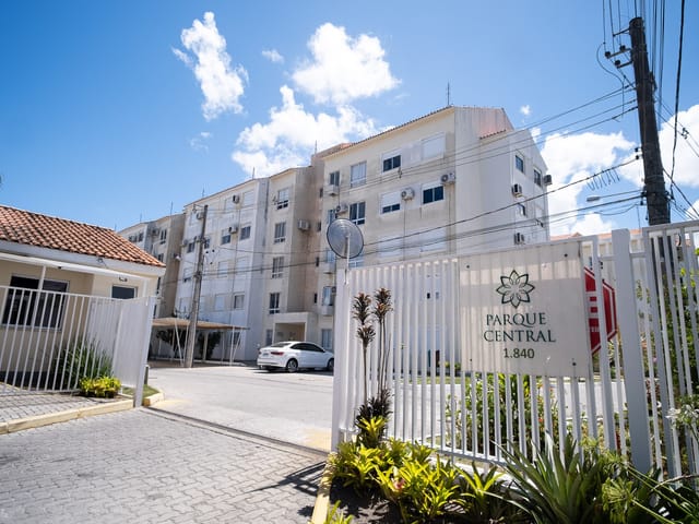 Apartamento 2 quartos e 1 banheiro, para alugar, no bairro Centro em Pelotas