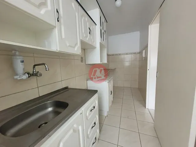 Apartamento com 70m² 2 quartos e 1 banheiro, à venda, no bairro Petrópolis em Porto Alegre