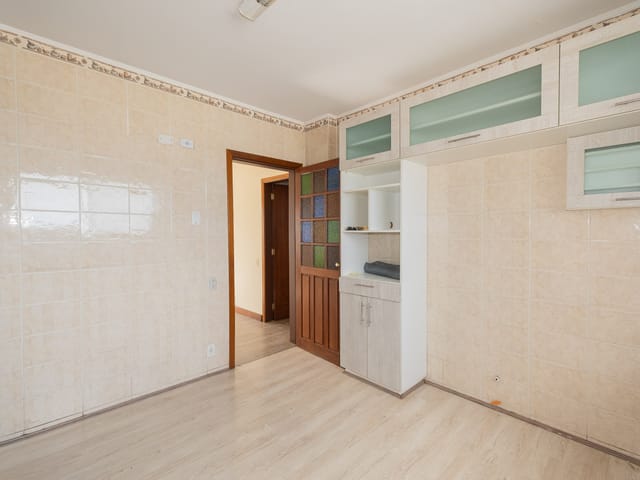 Apartamento 3 quartos e 3 banheiros, à venda ou para alugar, no bairro Centro em Pelotas