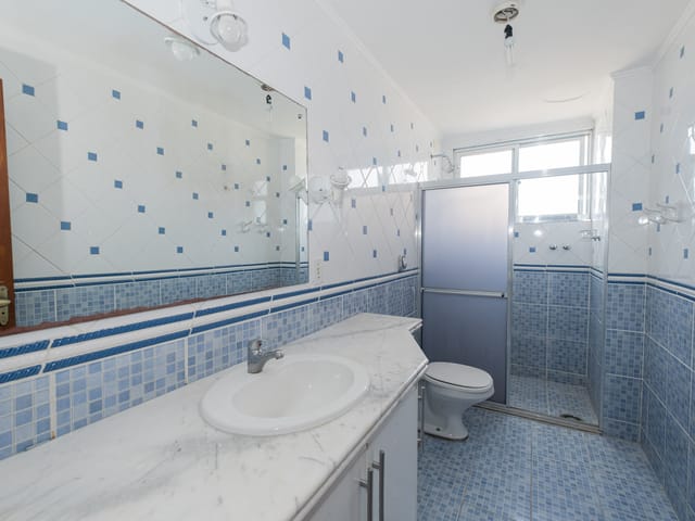 Apartamento 3 quartos e 3 banheiros, à venda ou para alugar, no bairro Centro em Pelotas