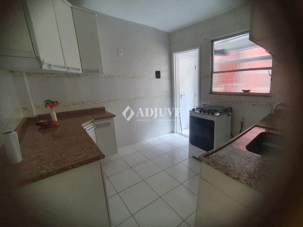 Apartamento à venda com 2 quartos, 64m² - Foto 8