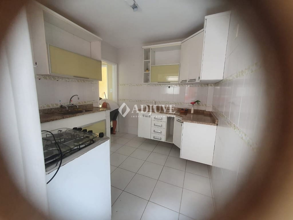 Apartamento à venda com 2 quartos, 64m² - Foto 9