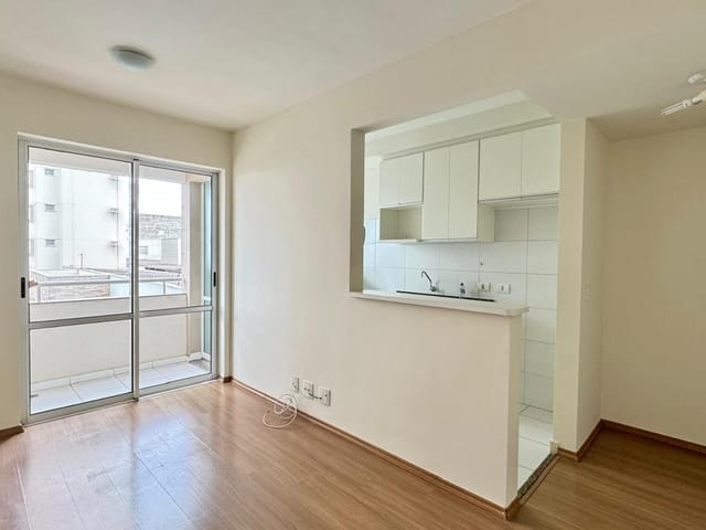 Apartamento com 87m² 2 quartos e 1 banheiro, à venda, no bairro Aurora em Londrina