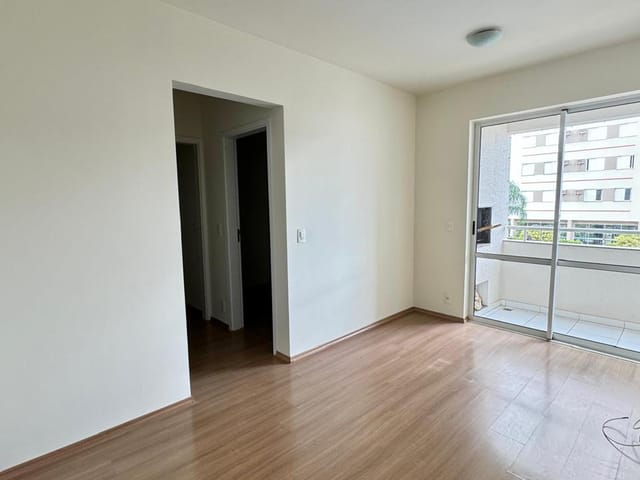 Apartamento com 87m² 2 quartos e 1 banheiro, à venda, no bairro Aurora em Londrina