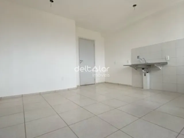 Apartamento 2 quartos e 2 banheiros, à venda, no bairro Mantiqueira em Belo Horizonte