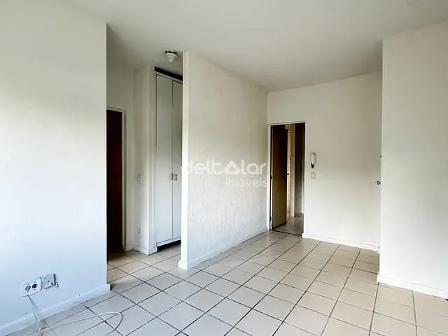 Apartamento com 55m² 2 quartos e 1 banheiro, para alugar, no bairro Heliópolis em Belo Horizonte