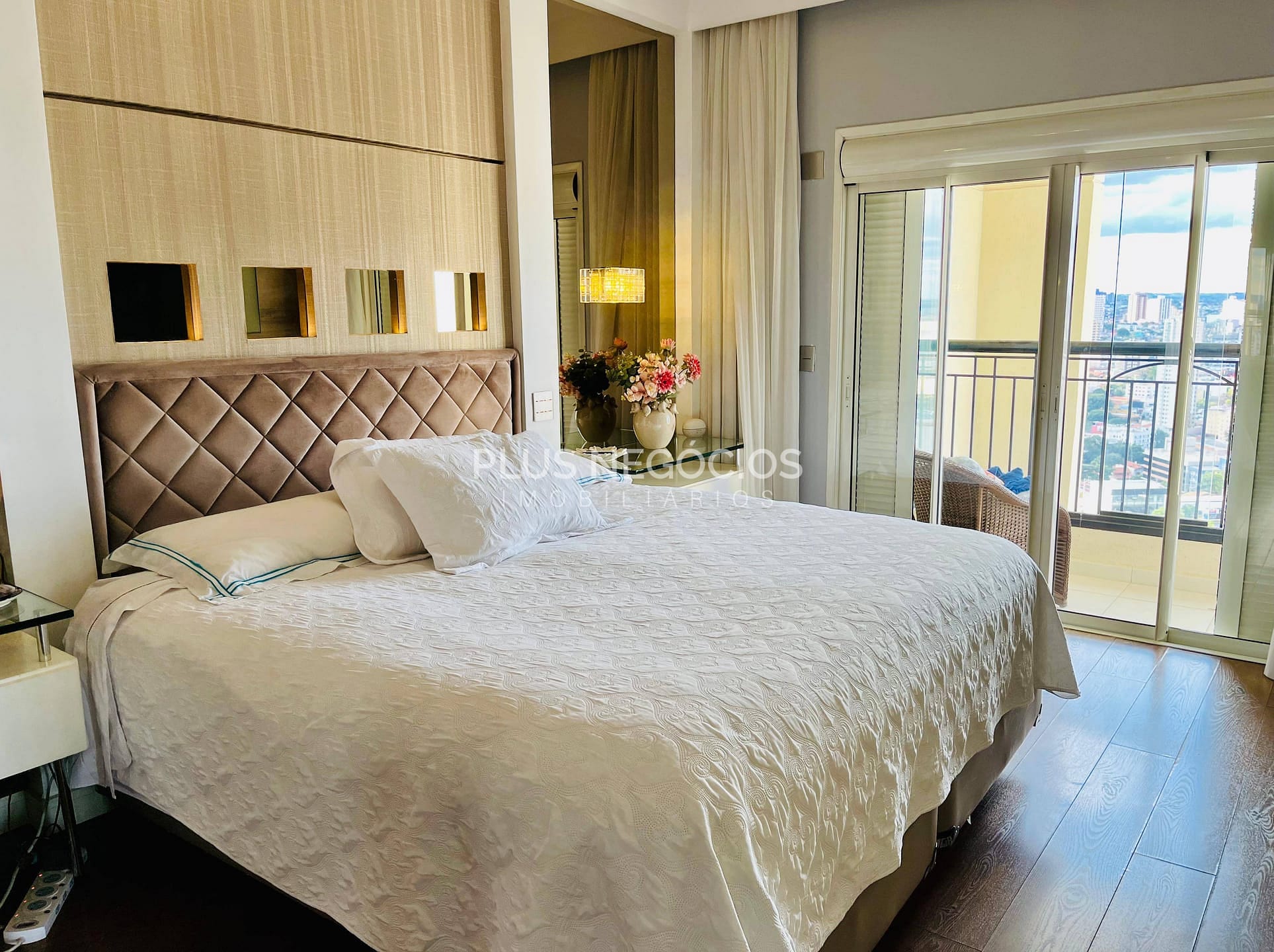 Apartamento à venda com 4 quartos, 341m² - Foto 13