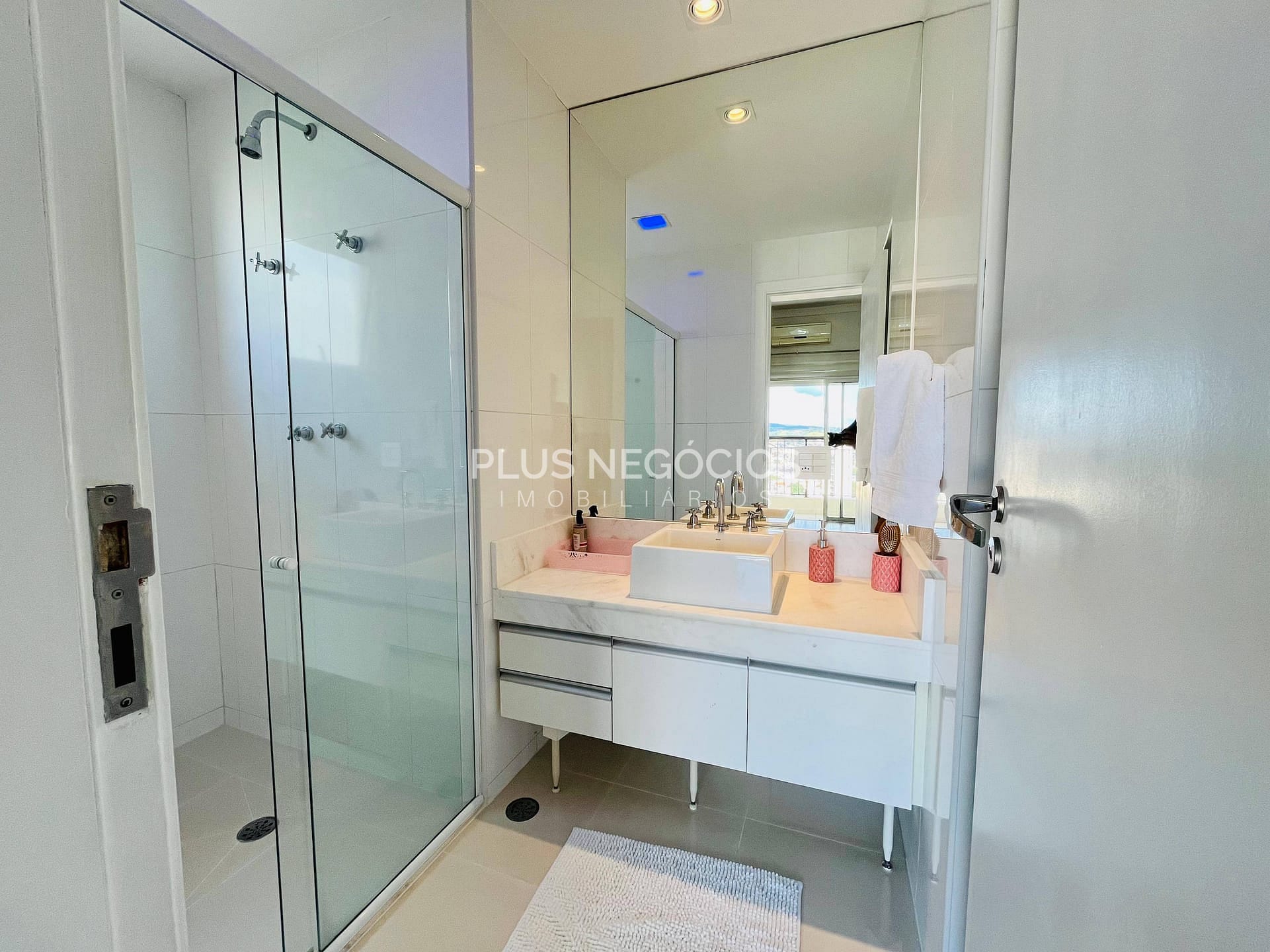 Apartamento à venda com 4 quartos, 341m² - Foto 22