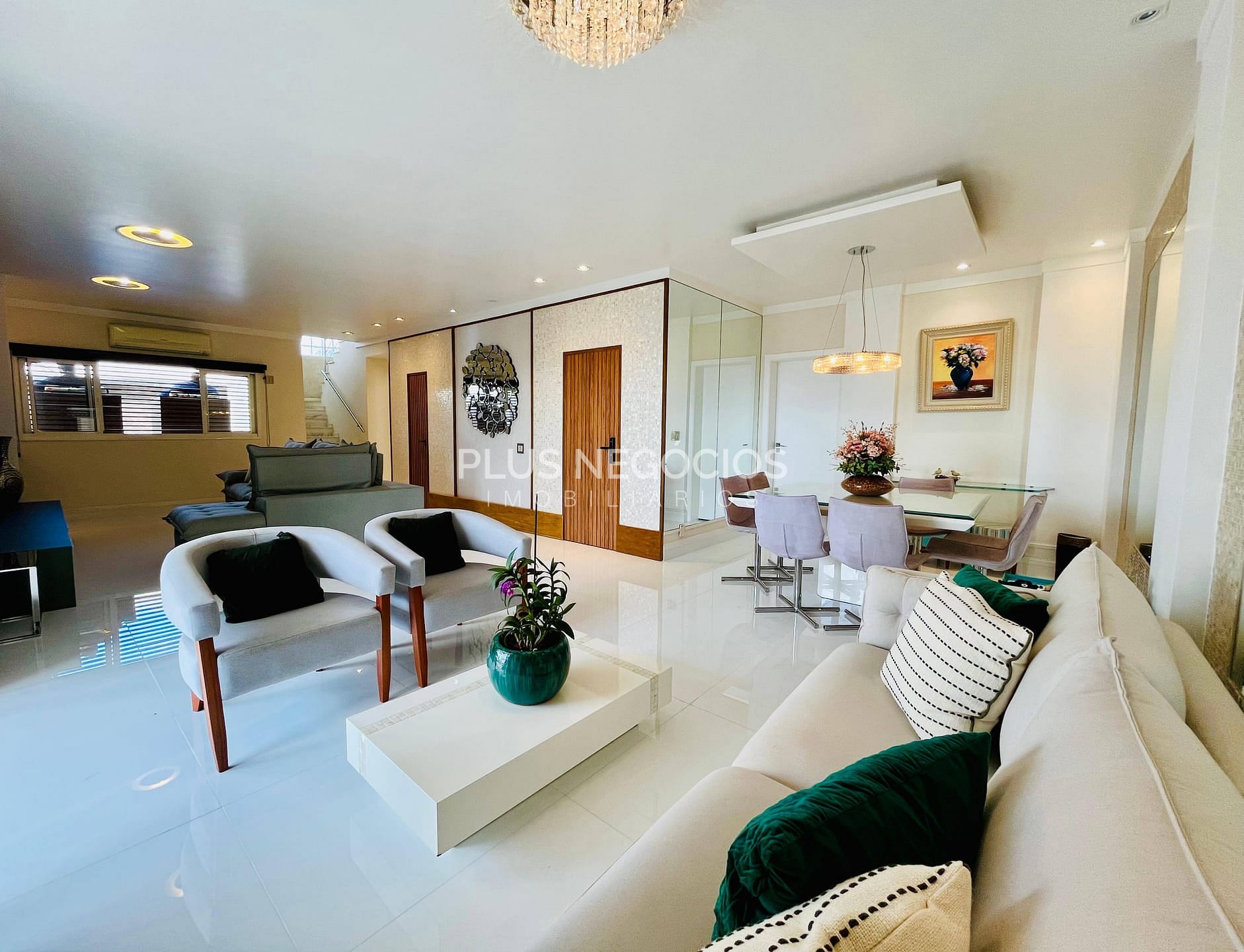 Apartamento à venda com 4 quartos, 341m² - Foto 4
