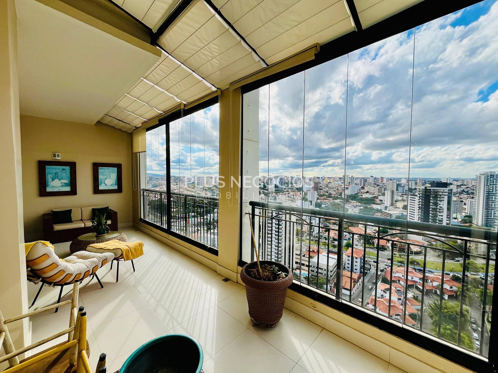 Apartamento à venda com 4 quartos, 341m² - Foto 9