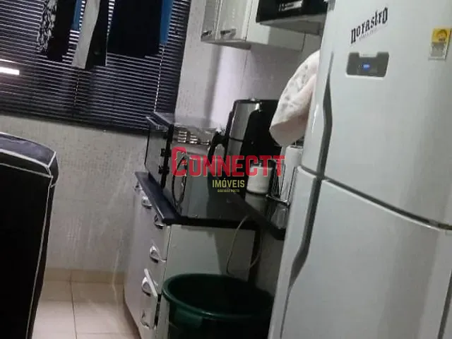 Apartamento 2 quartos e 1 banheiro, à venda, no bairro Parque dos Pinus em Ribeirão Preto