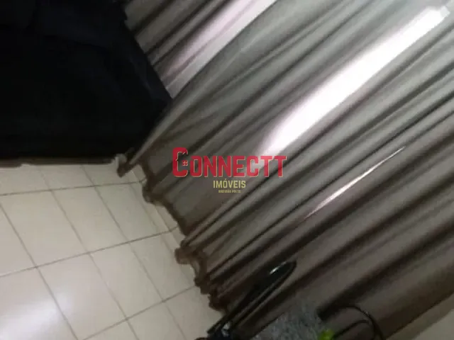 Apartamento 2 quartos e 1 banheiro, à venda, no bairro Parque dos Pinus em Ribeirão Preto