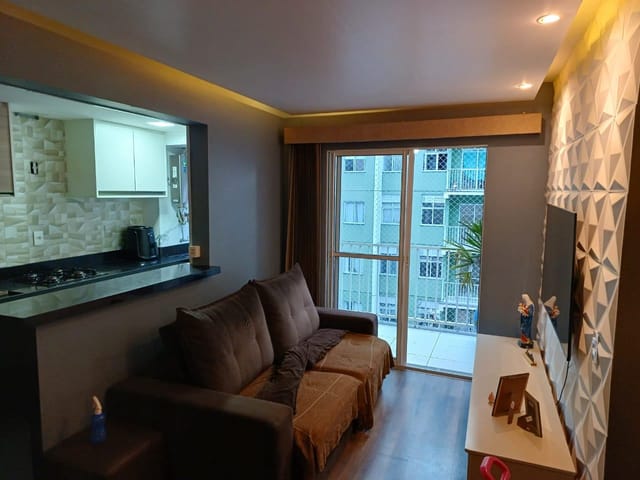 Apartamento 2 quartos e 1 banheiro, à venda, no bairro Nogueira em Petrópolis