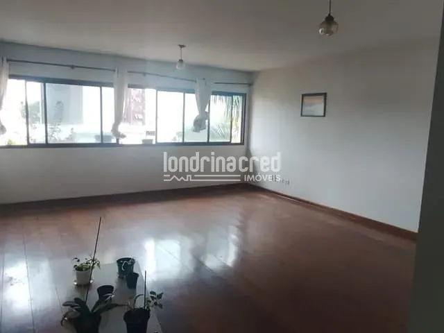 Apartamento com 220m² 3 quartos e 4 banheiros, à venda, no bairro Centro em Londrina