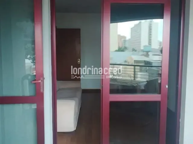 Apartamento com 220m² 3 quartos e 4 banheiros, à venda, no bairro Centro em Londrina