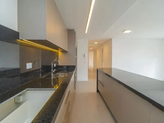 Apartamento 3 quartos e 3 banheiros, para alugar, no bairro Ecoville em Curitiba