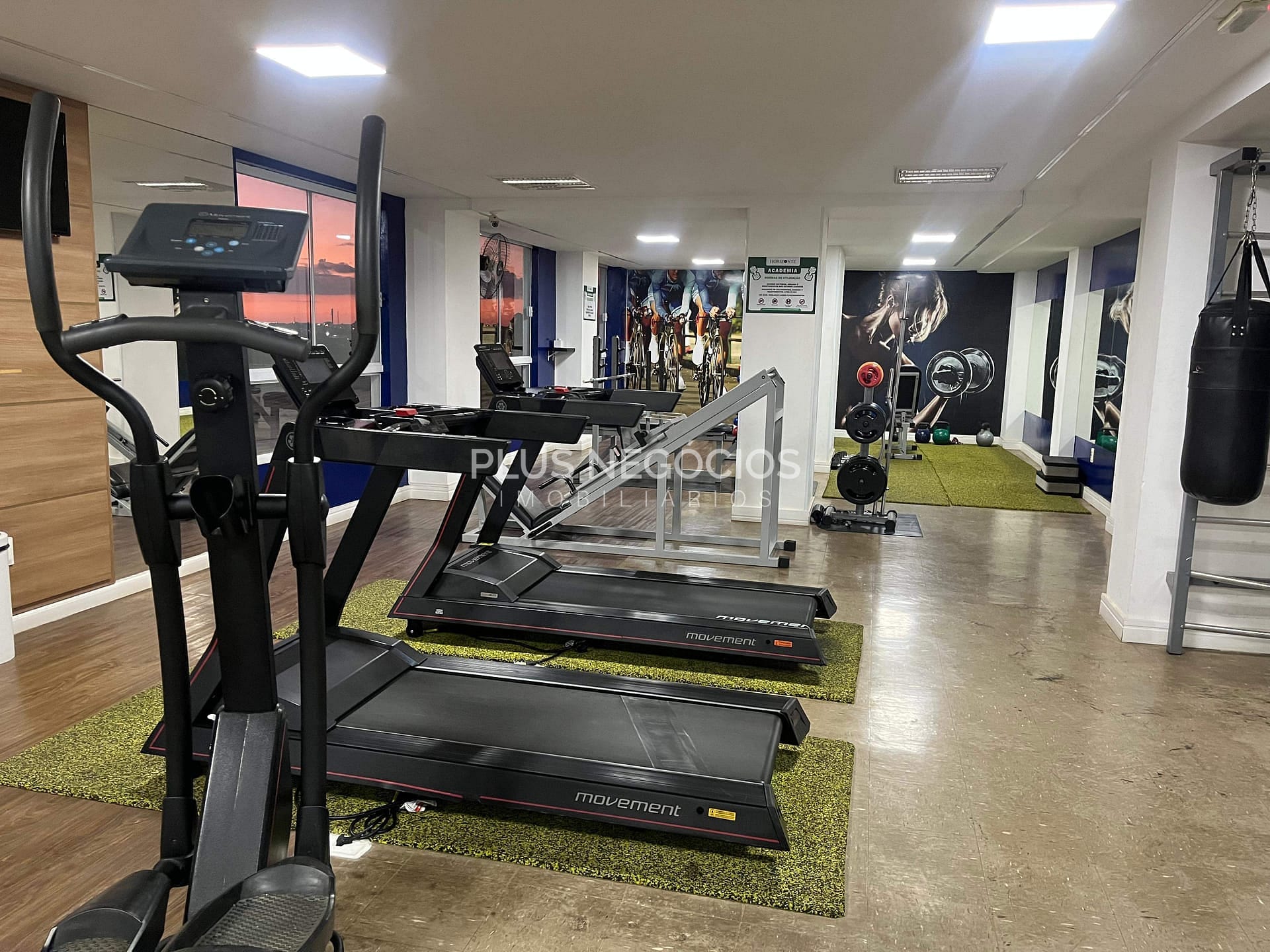 Apartamento à venda com 3 quartos, 93m² - Foto 13