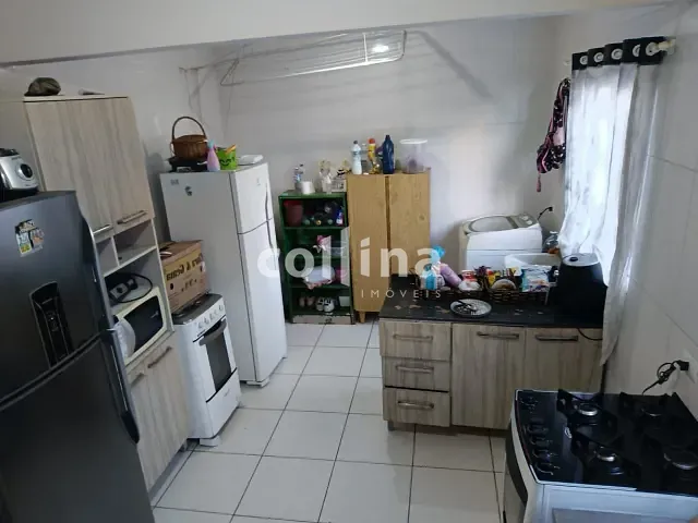Apartamento com 99m² 2 quartos e 1 banheiro, à venda ou para alugar, no bairro Vila Sul Americana em Carapicuíba