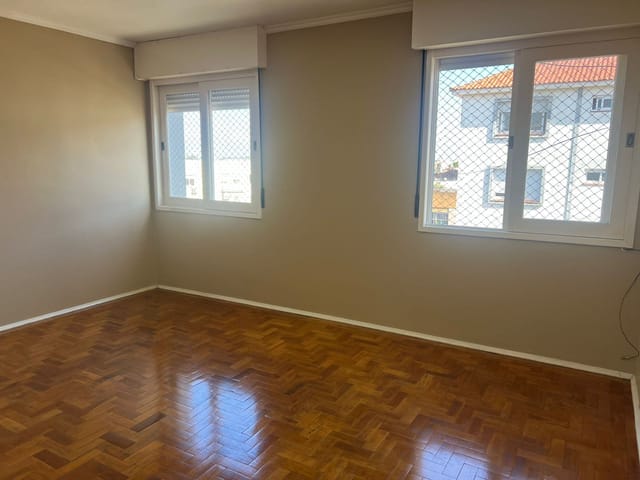 Apartamento 3 quartos e 2 banheiros, à venda, no bairro Centro em Pelotas