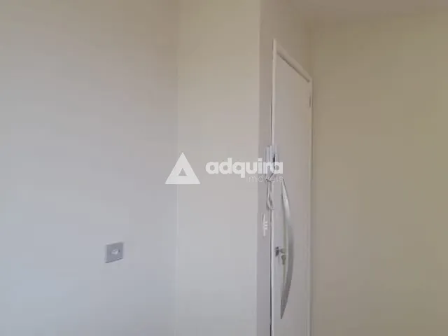 Apartamento 2 quartos e 1 banheiro, à venda, no bairro Ronda em Ponta Grossa
