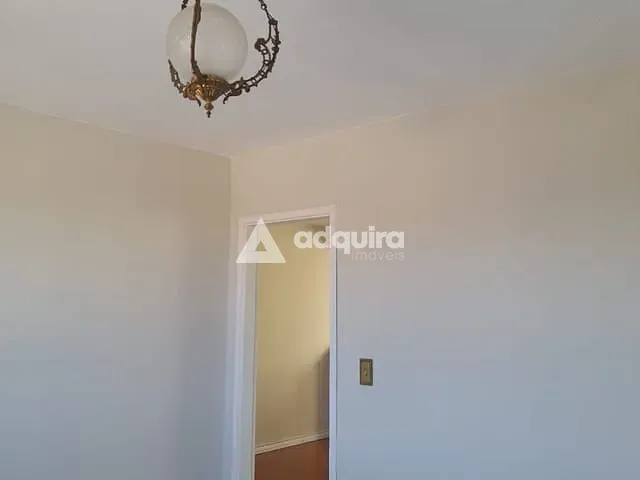 Apartamento 2 quartos e 1 banheiro, à venda, no bairro Ronda em Ponta Grossa